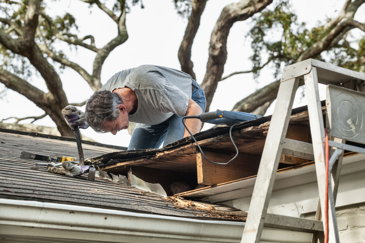 roof repairs in Cape Town